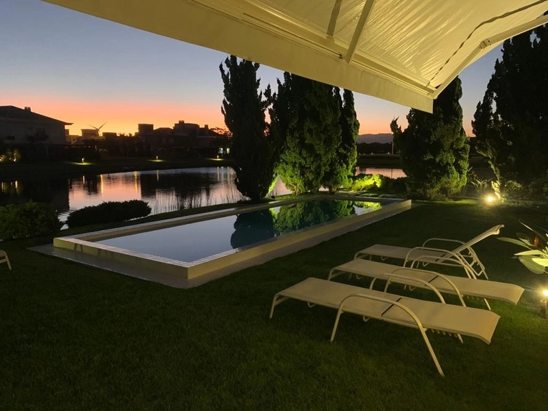 Casa à venda no Condomínio Bosques de Atlântida: 2ª foto da galeria de imagens do imóvel