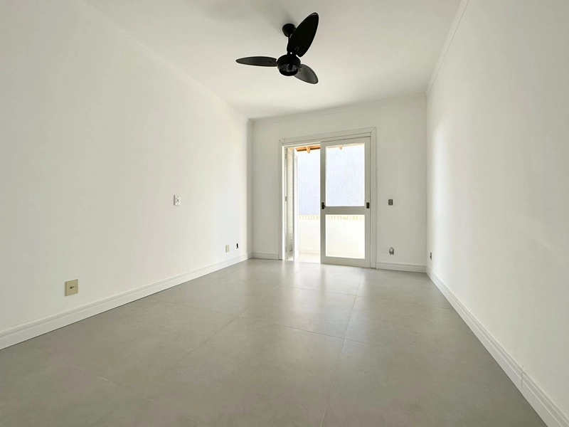 Casa à venda em Xangri-Lá: 33ª foto da galeria de imagens do imóvel