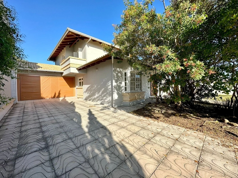 Casa à venda em Xangri-Lá