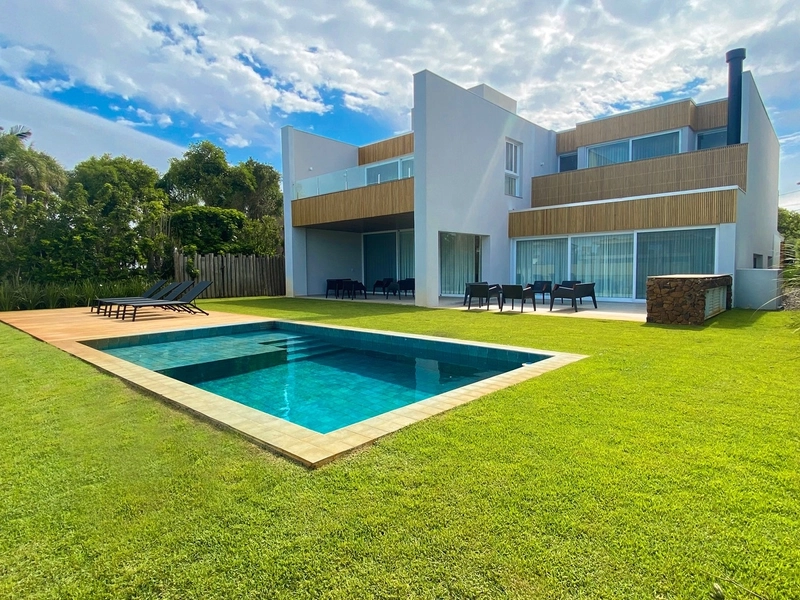 Casa à venda no condomínio Bosques de Atlântida!