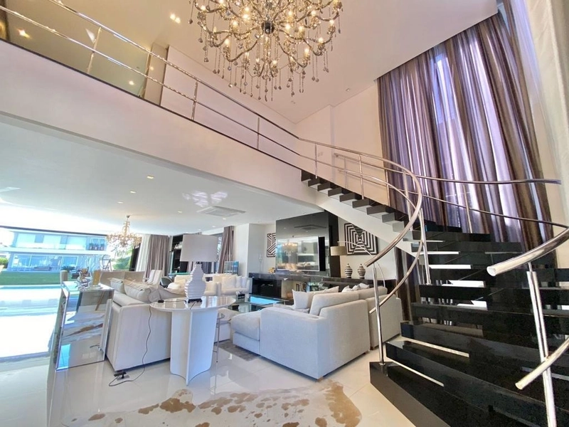 Casa à  venda no Condomínio Enseada: 3ª foto da galeria de imagens do imóvel