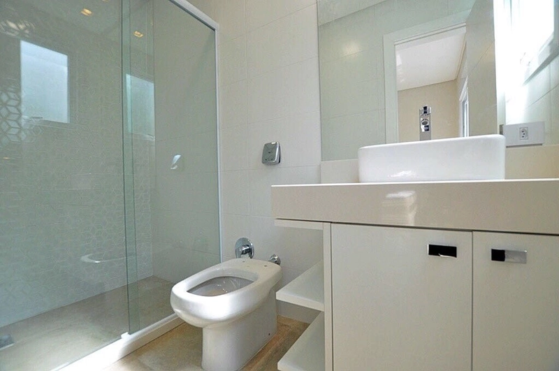 Excelente sobrado à venda no condomínio Enseada: 9ª foto da galeria de imagens do imóvel