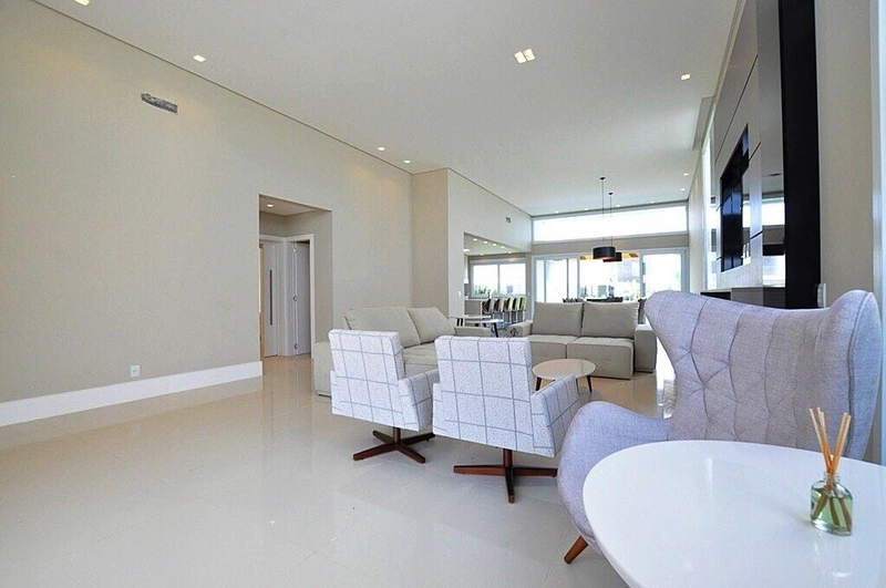 Excelente sobrado à venda no condomínio Enseada: 16ª foto da galeria de imagens do imóvel