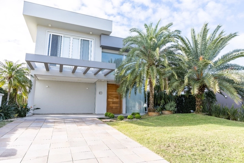 Sobrado à venda no Condomínio Enseada