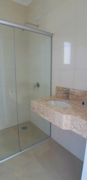 Bela casa térrea no condomínio Enseada: 20ª foto da galeria de imagens do imóvel