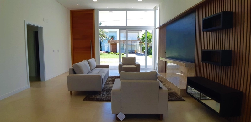 Bela casa térrea no condomínio Enseada: 14ª foto da galeria de imagens do imóvel