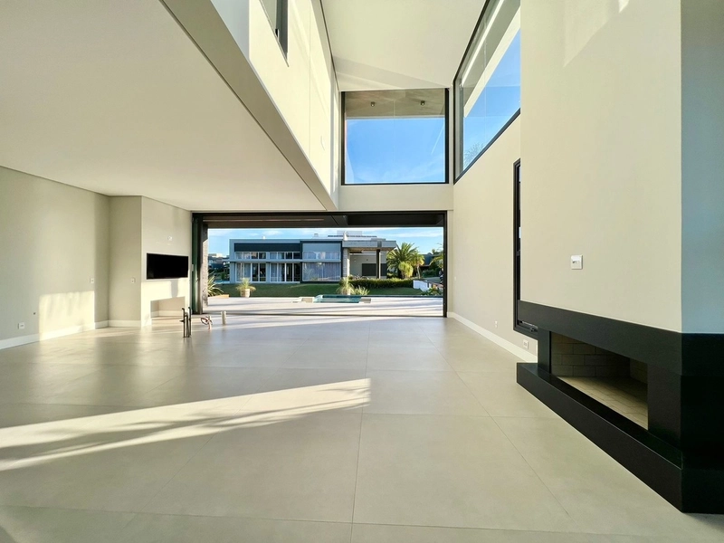 Ótima casa à venda no condomínio Malibu: 2ª foto da galeria de imagens do imóvel