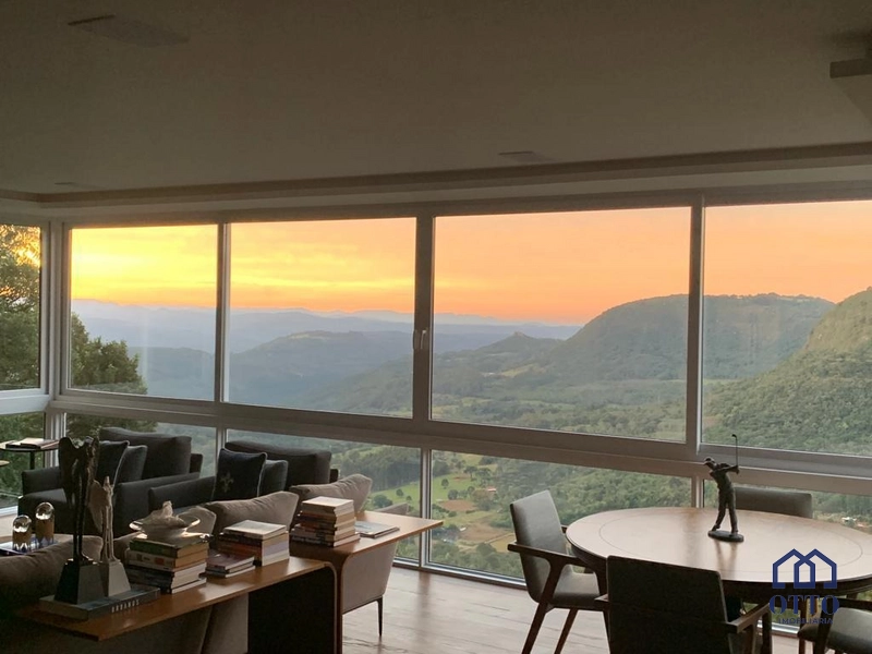 Lindíssimo apartamento em Gramado com vista para o Vale.: 1ª foto da galeria de imagens do imóvel
