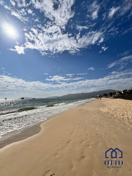 Apartamento 02 suítes, novo e equipado, apenas 20 passos da praia!: 3ª foto da galeria de imagens do imóvel