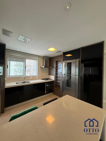 Cobertura Duplex, com piscina e vista para Av. Beira-Mar.: 15ª foto da galeria de imagens do imóvel