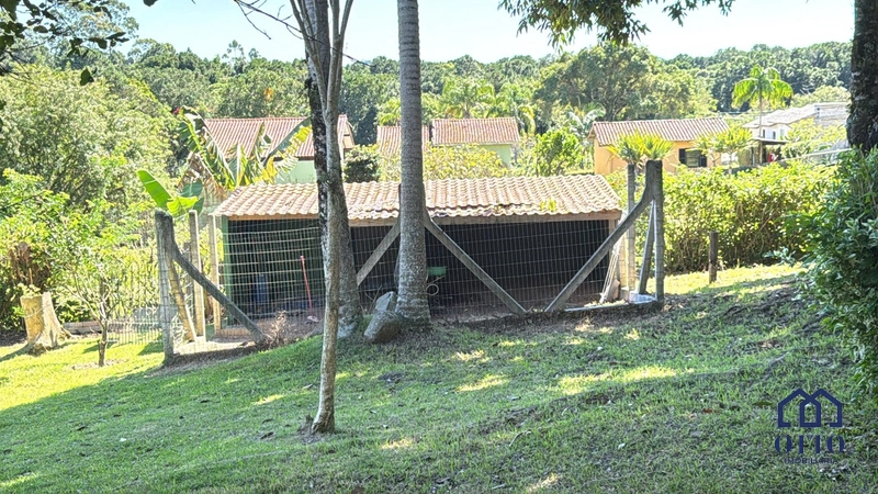 SÍTIO NA VARGEM PEQUENA, COM PISCINA, SAUNA, QUADRA ELAGO.: 2ª foto da galeria de imagens do imóvel
