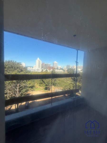 APARTAMENTO EM PUNTA DEL ESTE: 2ª foto da galeria de imagens do imóvel