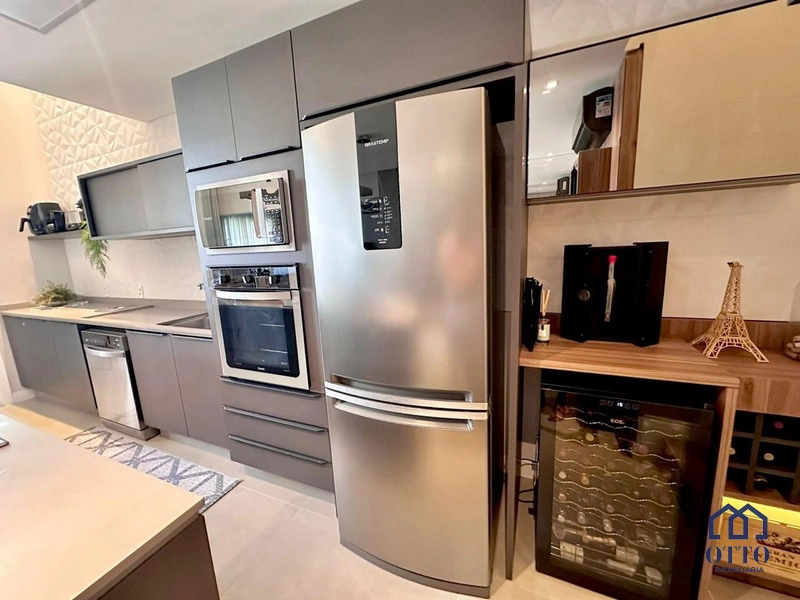 : 13ª foto da galeria de imagens do imóvel