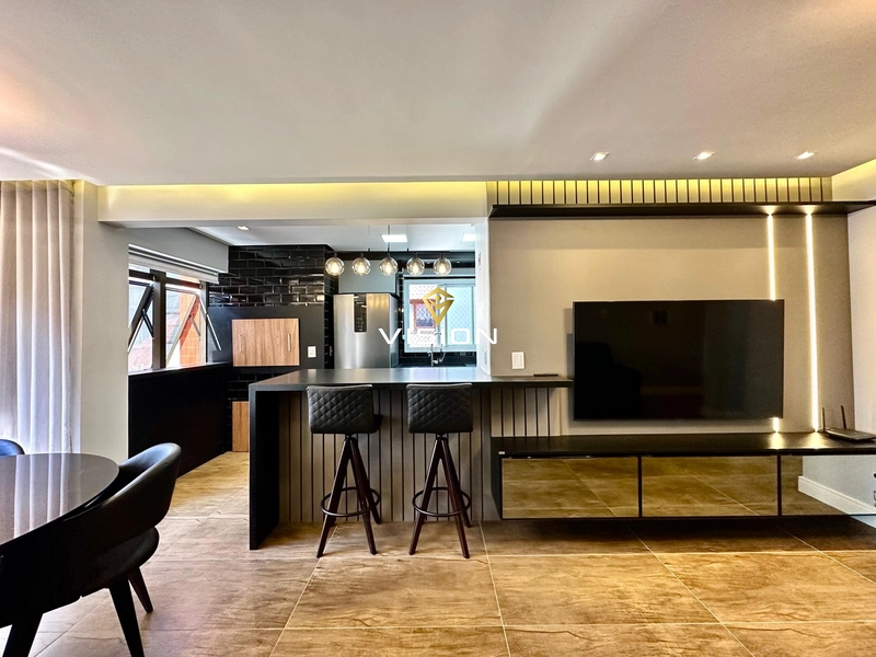 APARTAMENTO DE FRENTE MOBILIADO E DECORADO: 3ª foto da galeria de imagens do imóvel