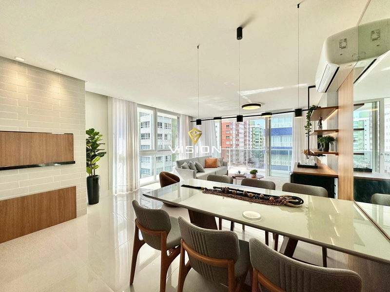 BELÍSSIMO APARTAMENTO FINAMENTE MOBILIADO & DECORADO: 11ª foto da galeria de imagens do imóvel