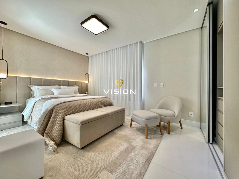LUXUOSO SOBRADO Á BEIRA LAGO: 15ª foto da galeria de imagens do imóvel