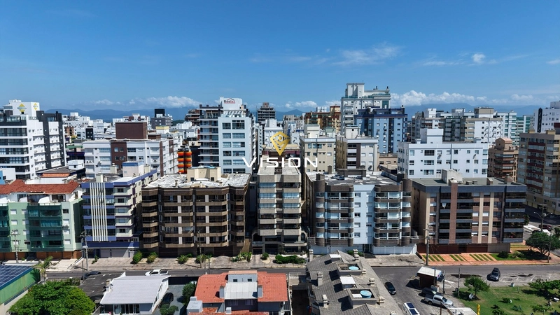 SACADA DE FRENTE E VISTA PARA O MAR: 27ª foto da galeria de imagens do imóvel