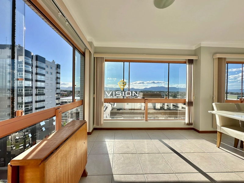 APARTAMENTO DE ESQUINA - AVENIDA POTI: 7ª foto da galeria de imagens do imóvel