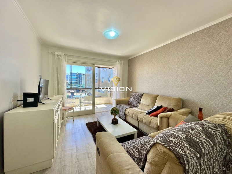APARTAMENTO COM SACADA DE FRENTE -JUNTO AO MAR NO CORAÇÃO DA CIDADE !: 2ª foto da galeria de imagens do imóvel