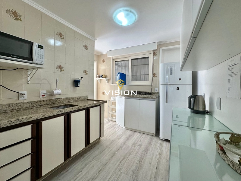 APARTAMENTO COM SACADA DE FRENTE -JUNTO AO MAR NO CORAÇÃO DA CIDADE !: 10ª foto da galeria de imagens do imóvel