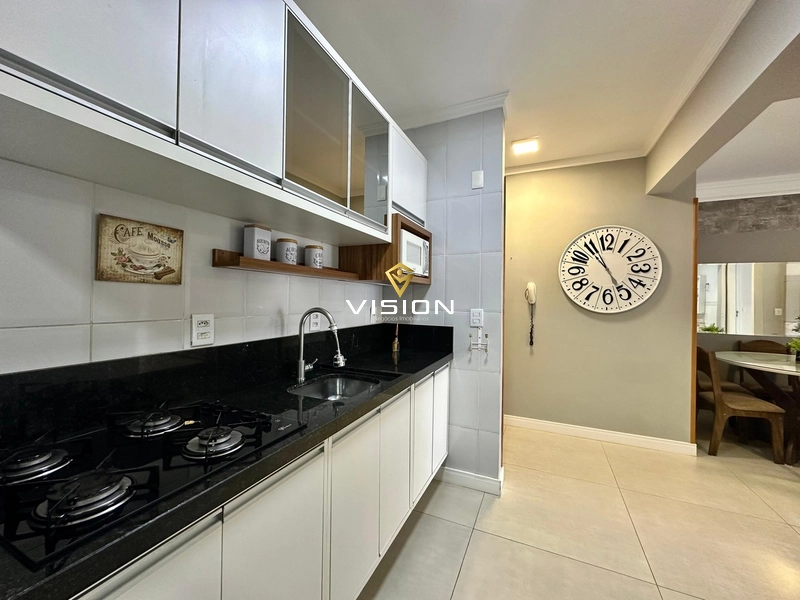 APARTAMENTO COM SACADA DE FRENTE: 12ª foto da galeria de imagens do imóvel