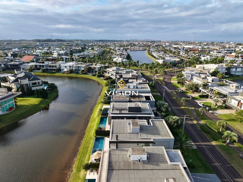 LINDO SOBRADO A BEIRA LAGO: 28ª foto da galeria de imagens do imóvel