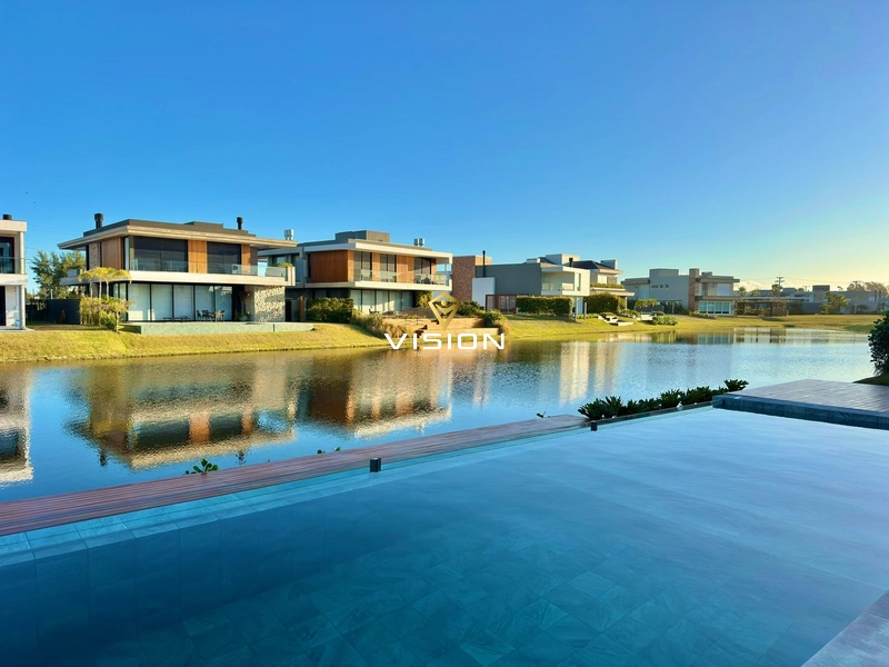 SOBRADO A BEIRA LAGO: 12ª foto da galeria de imagens do imóvel