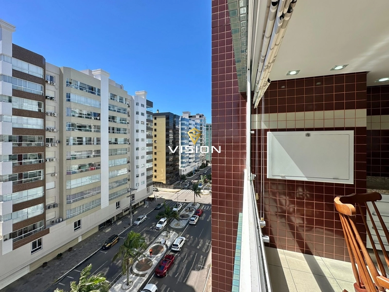 SACADA DE FRENTE - AVENIDA UBIRAJARA: 10ª foto da galeria de imagens do imóvel