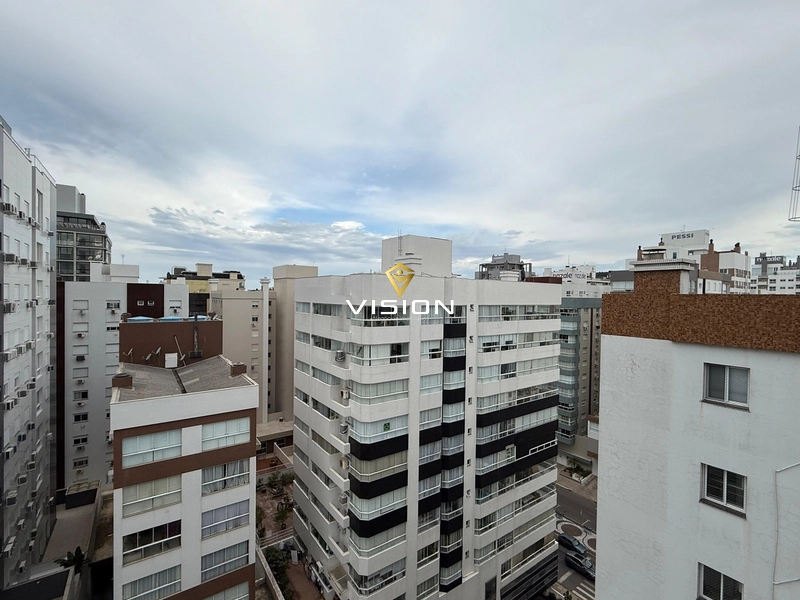 SACADA DE FRENTE - AO LADO DA AVENIDA UBIRAJARA: 6ª foto da galeria de imagens do imóvel