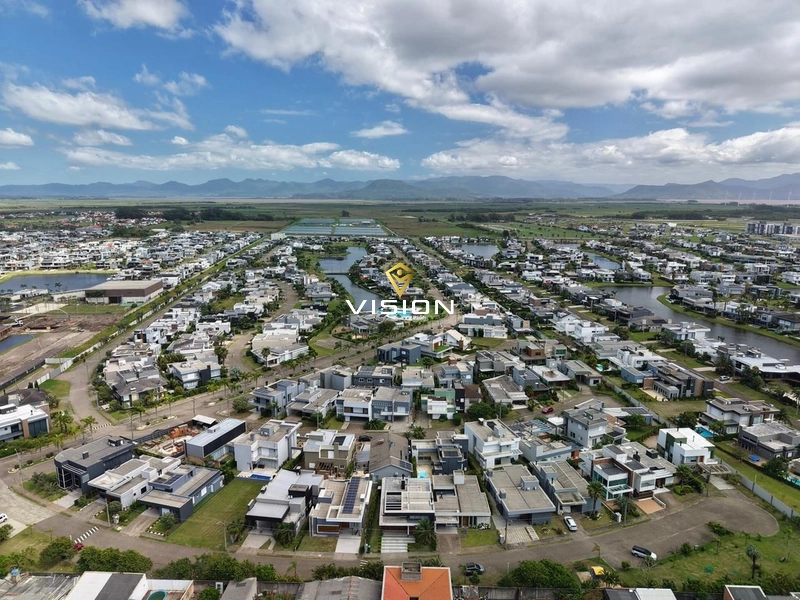CASA TÉRREA DE ALTO PADRÃO: 34ª foto da galeria de imagens do imóvel