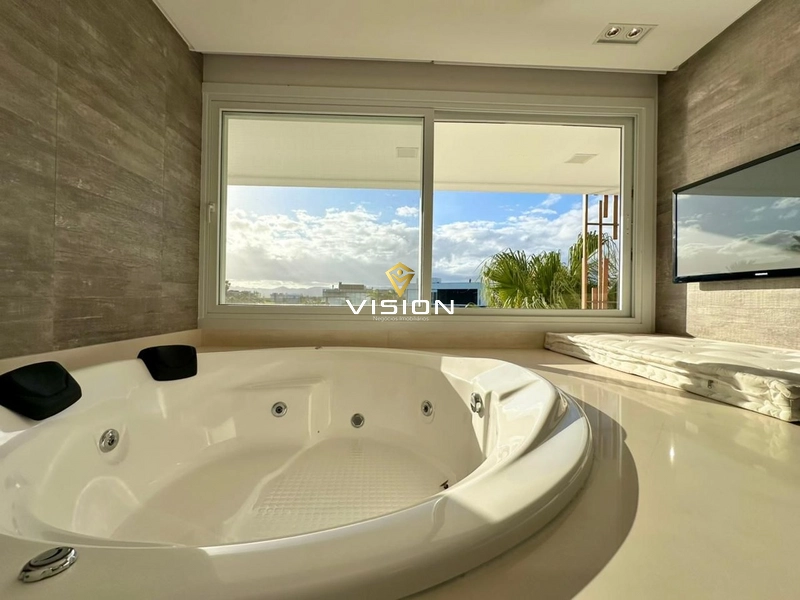 LINDO SOBRADO A BEIRA LAGO: 37ª foto da galeria de imagens do imóvel