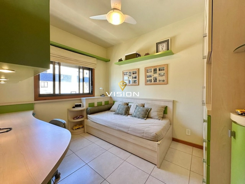 SACADA DE FRENTE NO CENTRO: 19ª foto da galeria de imagens do imóvel