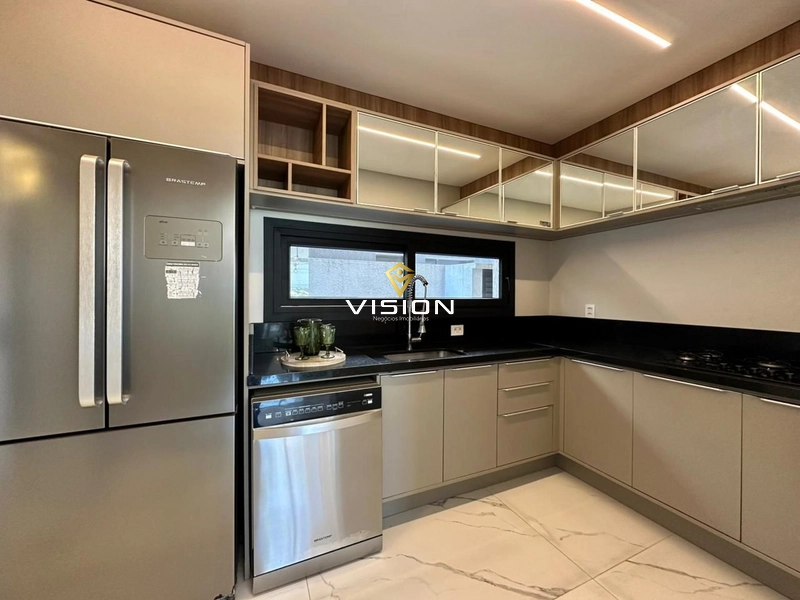 CASA DE ALTO PADRÃO DE ESQUINA: 19ª foto da galeria de imagens do imóvel