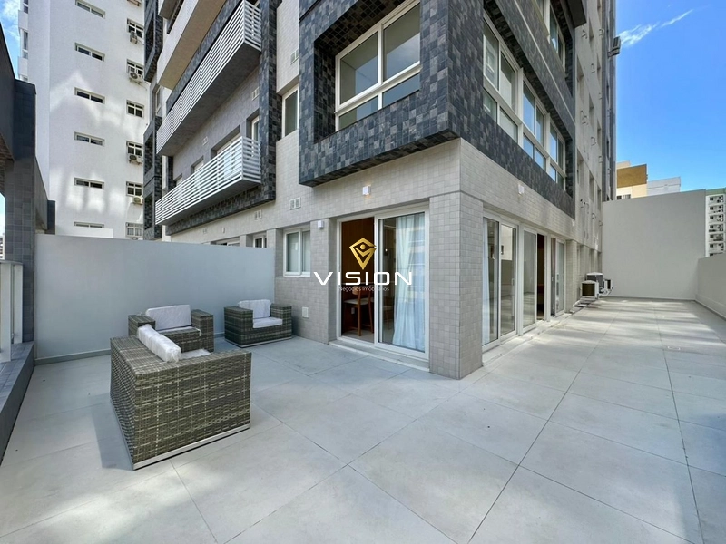 BAIRRO NAVEGANTES - SACADA DE FRENTE E TERRAÇO EM L: 11ª foto da galeria de imagens do imóvel