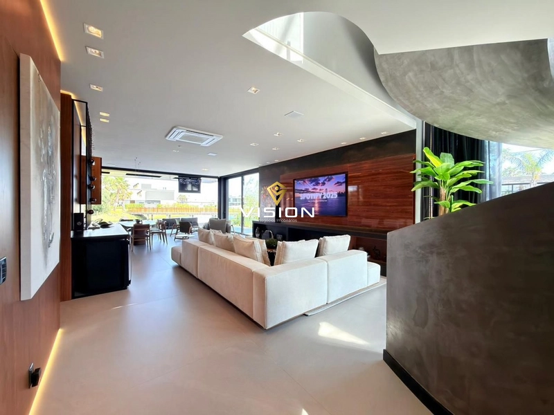 MEGA SOBRADO DE LUXO A BEIRA LAGO: 4ª foto da galeria de imagens do imóvel