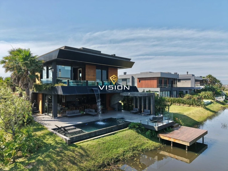 MEGA SOBRADO DE LUXO A BEIRA LAGO: 54ª foto da galeria de imagens do imóvel