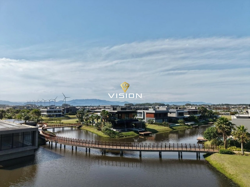 MEGA SOBRADO DE LUXO A BEIRA LAGO: 57ª foto da galeria de imagens do imóvel