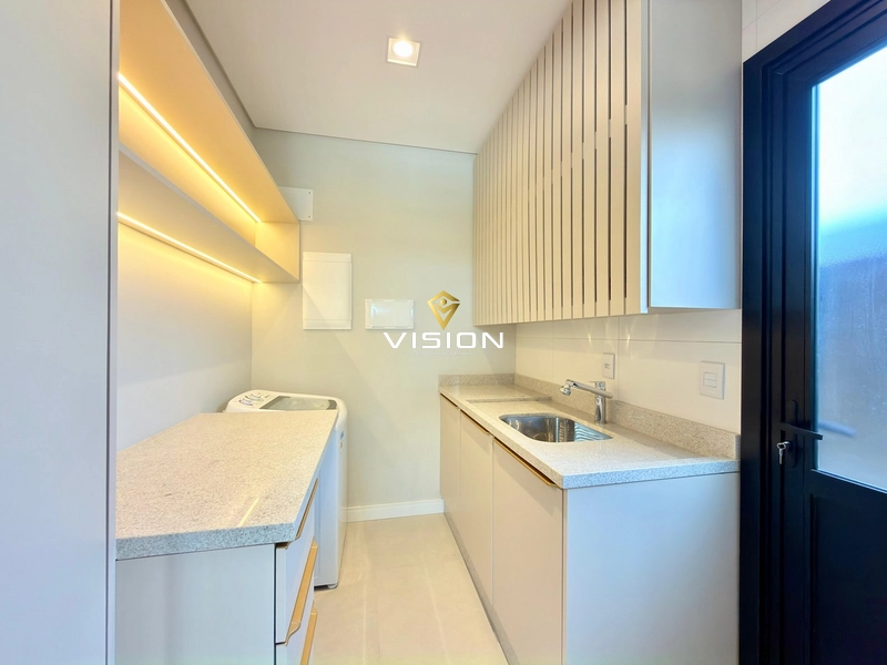 SOBRADO DE ALTO PADRÃO - MOBILIADO E DECORADO: 16ª foto da galeria de imagens do imóvel