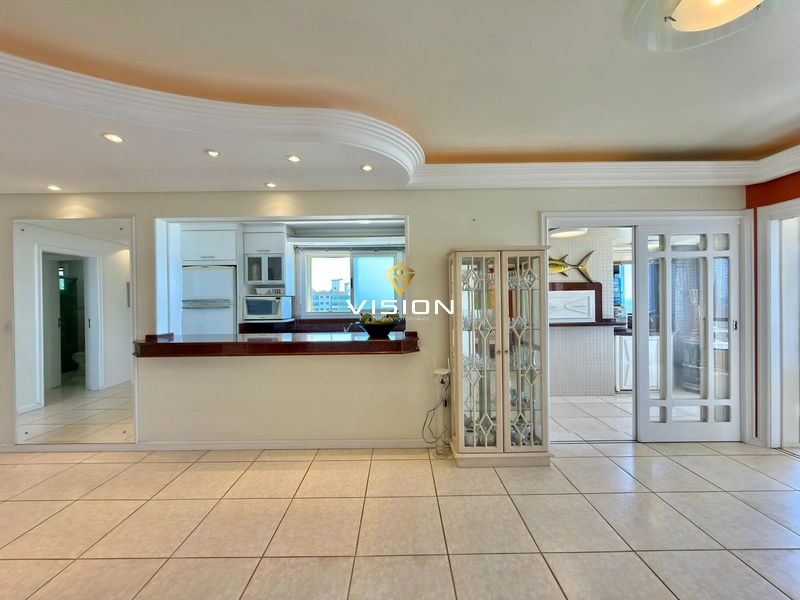 SACADA DE FRENTE PARA AVENIDA BEIRA MAR - VISTA ETERNA PARA O MAR: 8ª foto da galeria de imagens do imóvel