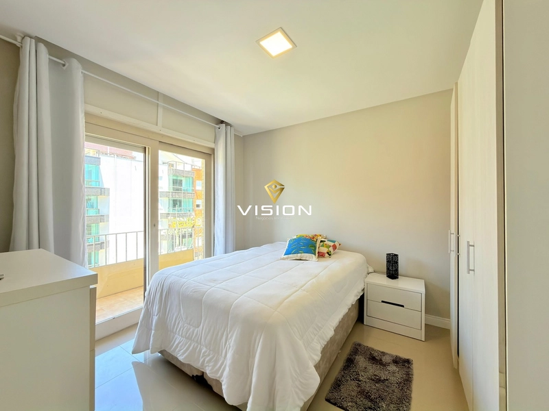 COBERTURA DE FRENTE AO LADO DA PRAÇA DO FAROL: 11ª foto da galeria de imagens do imóvel