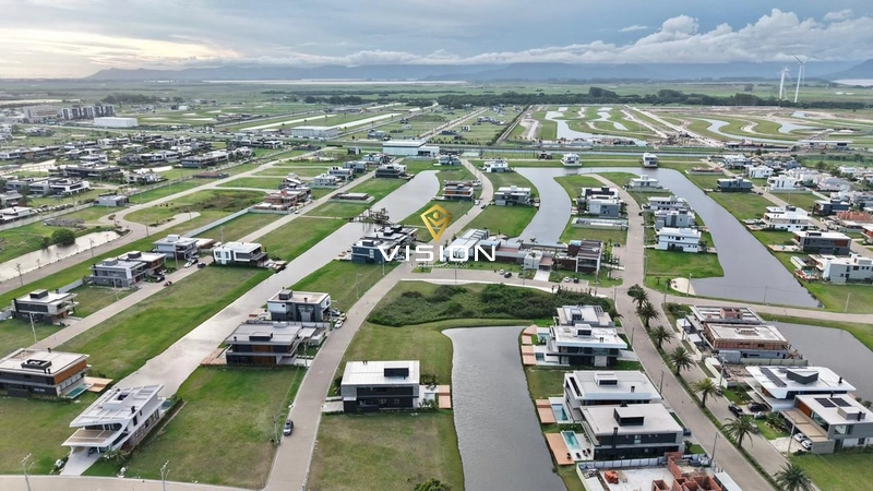 SOBRADO DE LUXO A BEIRA LAGO - NOVO E NUNCA USADO: 67ª foto da galeria de imagens do imóvel
