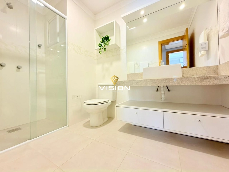 NO CENTRO DA CIDADE - PRÓXIMO A PRAÇA DO MINI GOLF: 29ª foto da galeria de imagens do imóvel