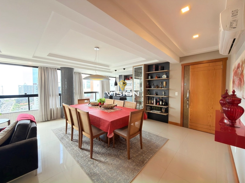 SACADA DE FRENTE PARA PRAÇA TIARAJU - VISTA PARA O MAR: 4ª foto da galeria de imagens do imóvel