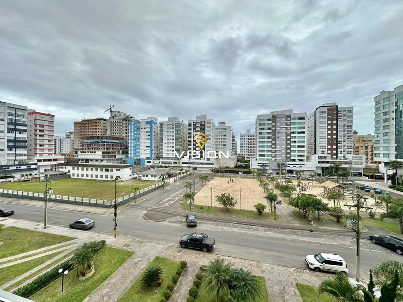 APARTAMENTO A VENDA FRENTE PRAÇA: 1ª foto da galeria de imagens do imóvel