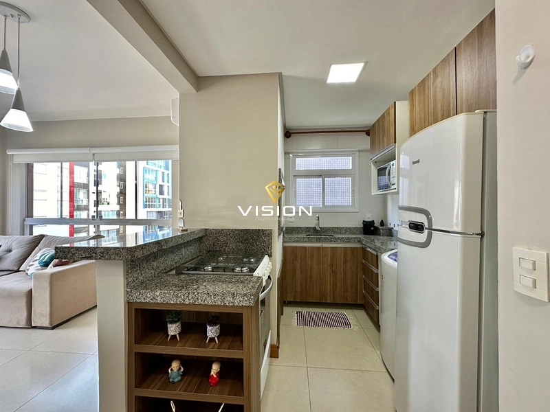 APARTAMENTO A COM VISTA PRA AV. UBIRAJARA: 9ª foto da galeria de imagens do imóvel