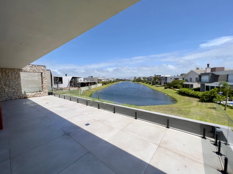 Sobrado Beira Lago Esquina Área verde: 24ª foto da galeria de imagens do imóvel