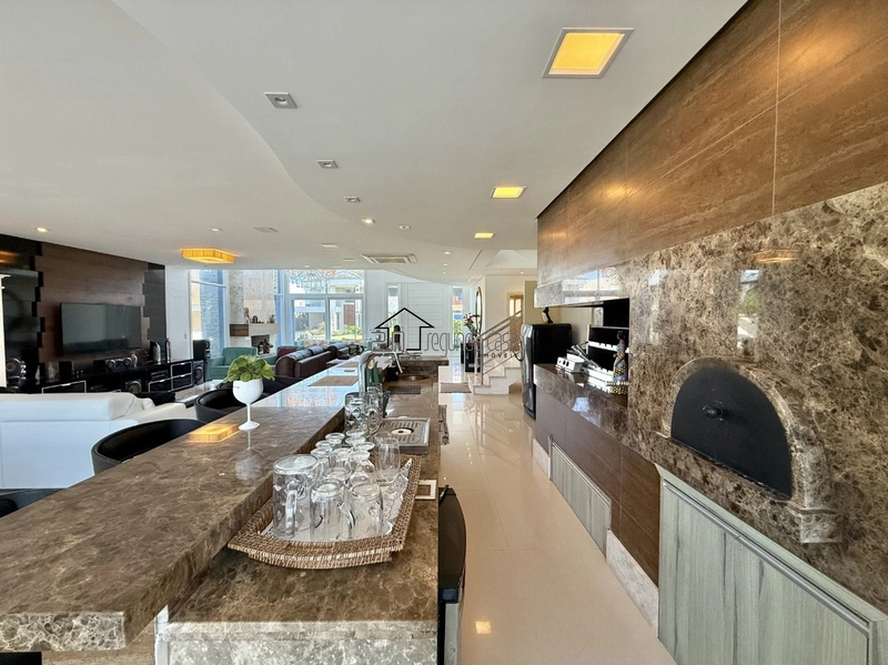 Sobrado beira lago: 17ª foto da galeria de imagens do imóvel