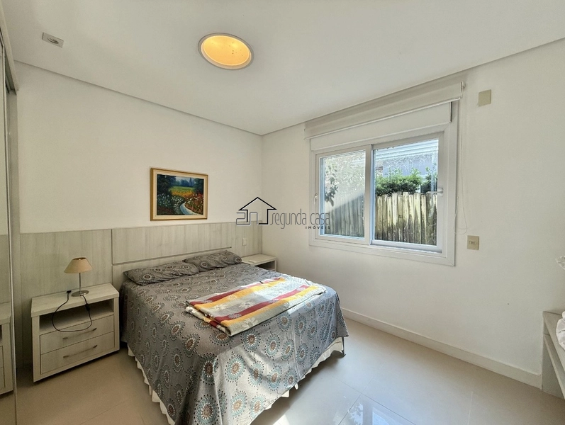 Sobrado beira lago: 9ª foto da galeria de imagens do imóvel