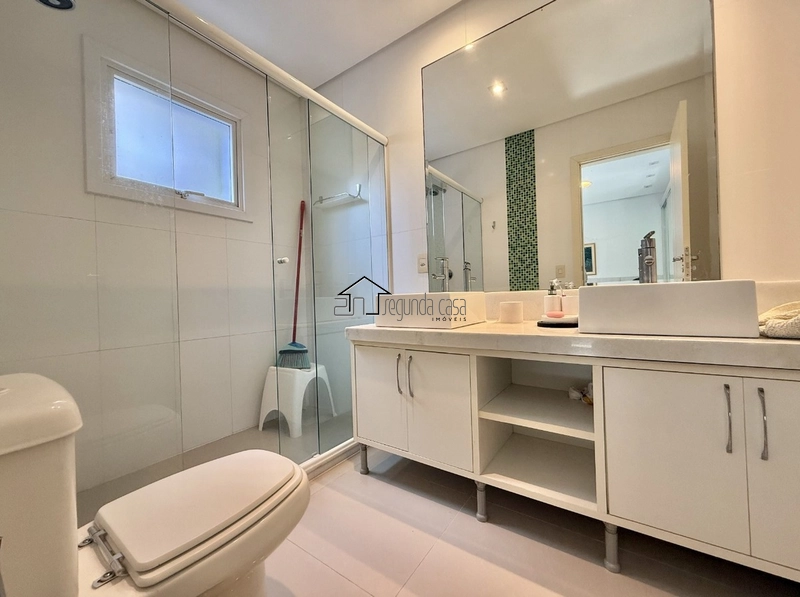 Sobrado beira lago: 10ª foto da galeria de imagens do imóvel