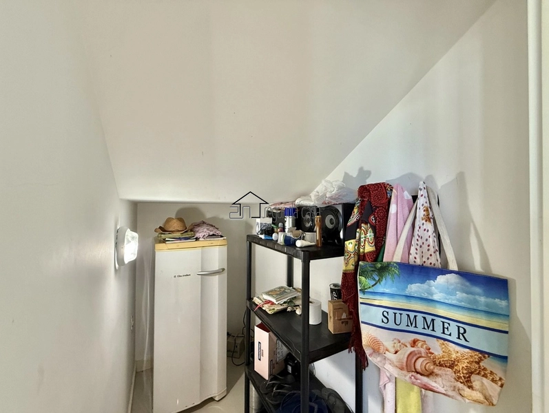 Sobrado beira lago: 11ª foto da galeria de imagens do imóvel